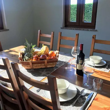 Semesterbostad Daisy Tar-Vabriga