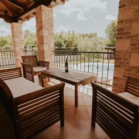 Semesterbostad Daisy